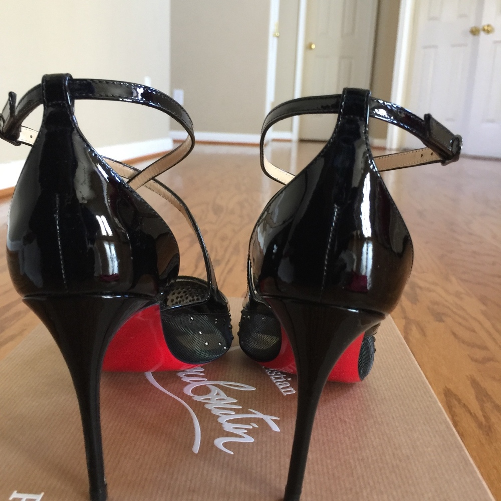 😊SOLD 😊Christian Louboutin Twistissima in 39 - Picture 5 of 8